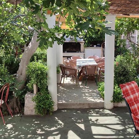 Apartmani Vinko Бол Екстер'єр фото