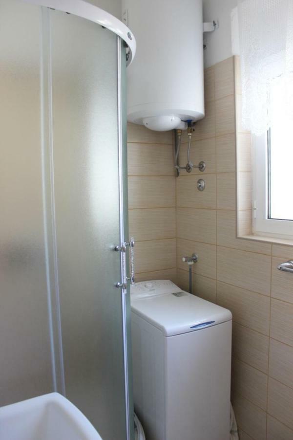 Apartmani Vinko Бол Екстер'єр фото