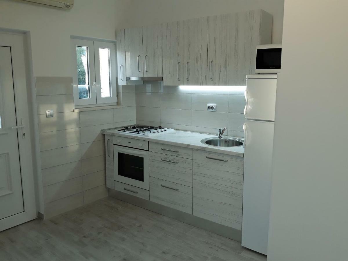 Apartmani Vinko Бол Екстер'єр фото