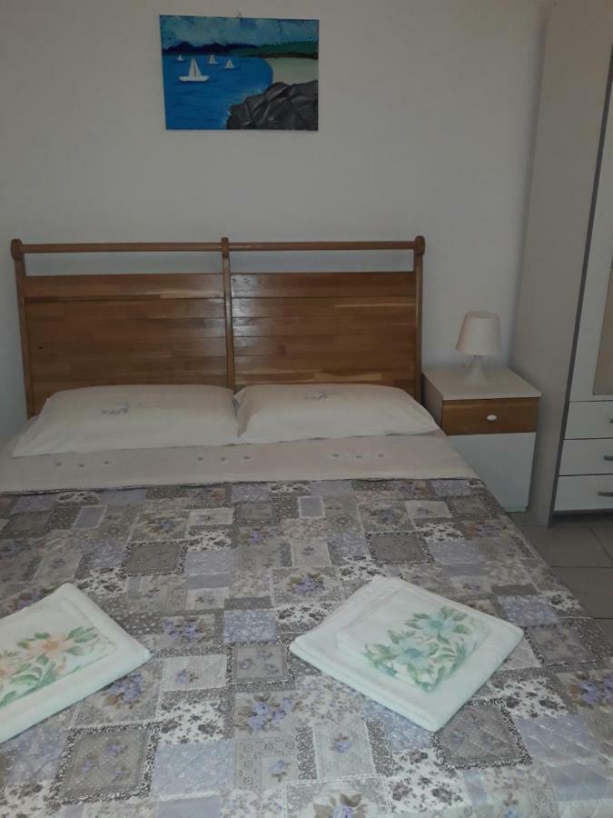 Apartmani Vinko Бол Екстер'єр фото